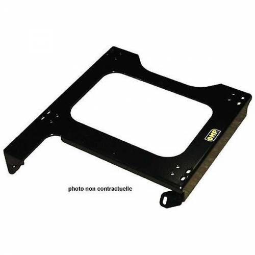 Fixation de siège spécifique OMP coté Conducteur RENAULT Megane 3